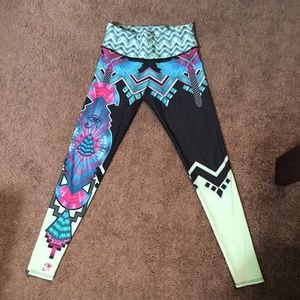 Onzie yoga leggings